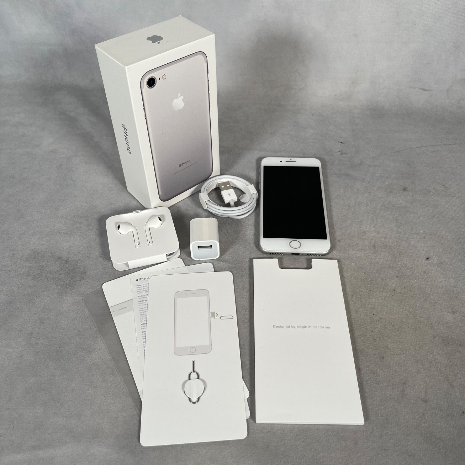 iPhone 7 中古スマホ ネットワーク〇 箱付- メルカリ