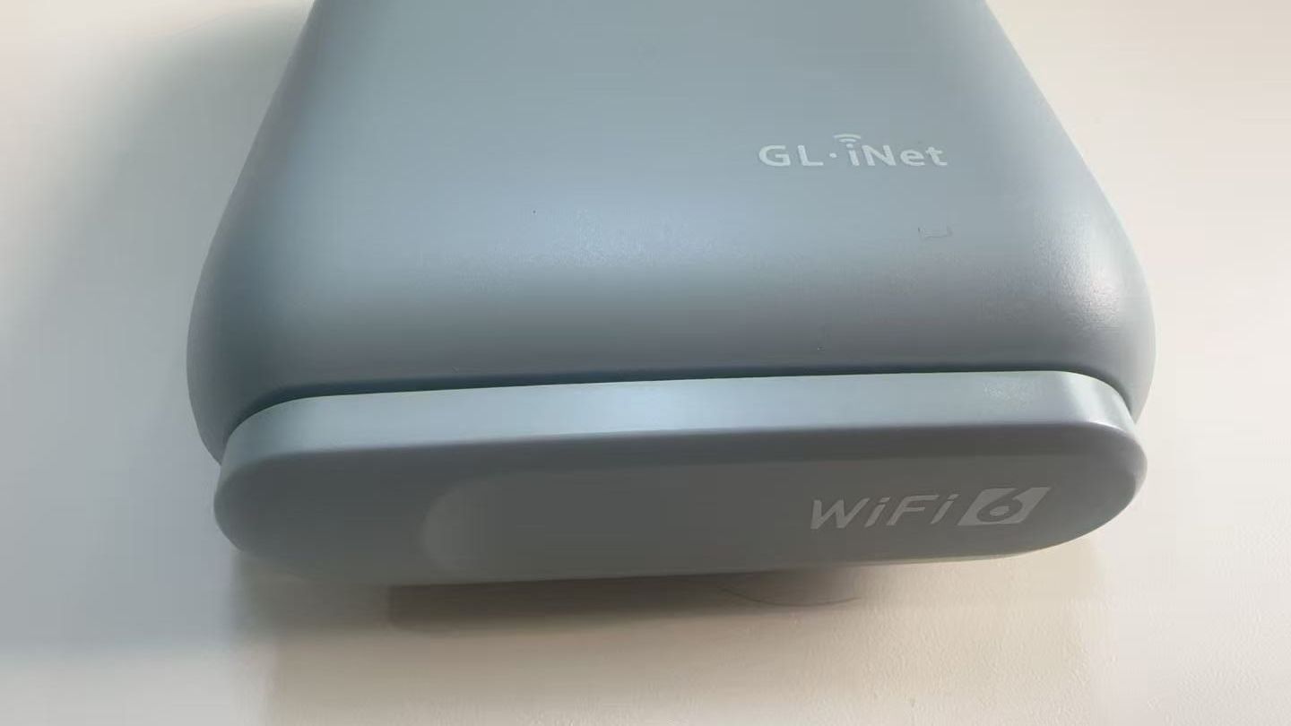 超美品　GL.iNet WiFi6 トラベル ルーター GL-MT3000