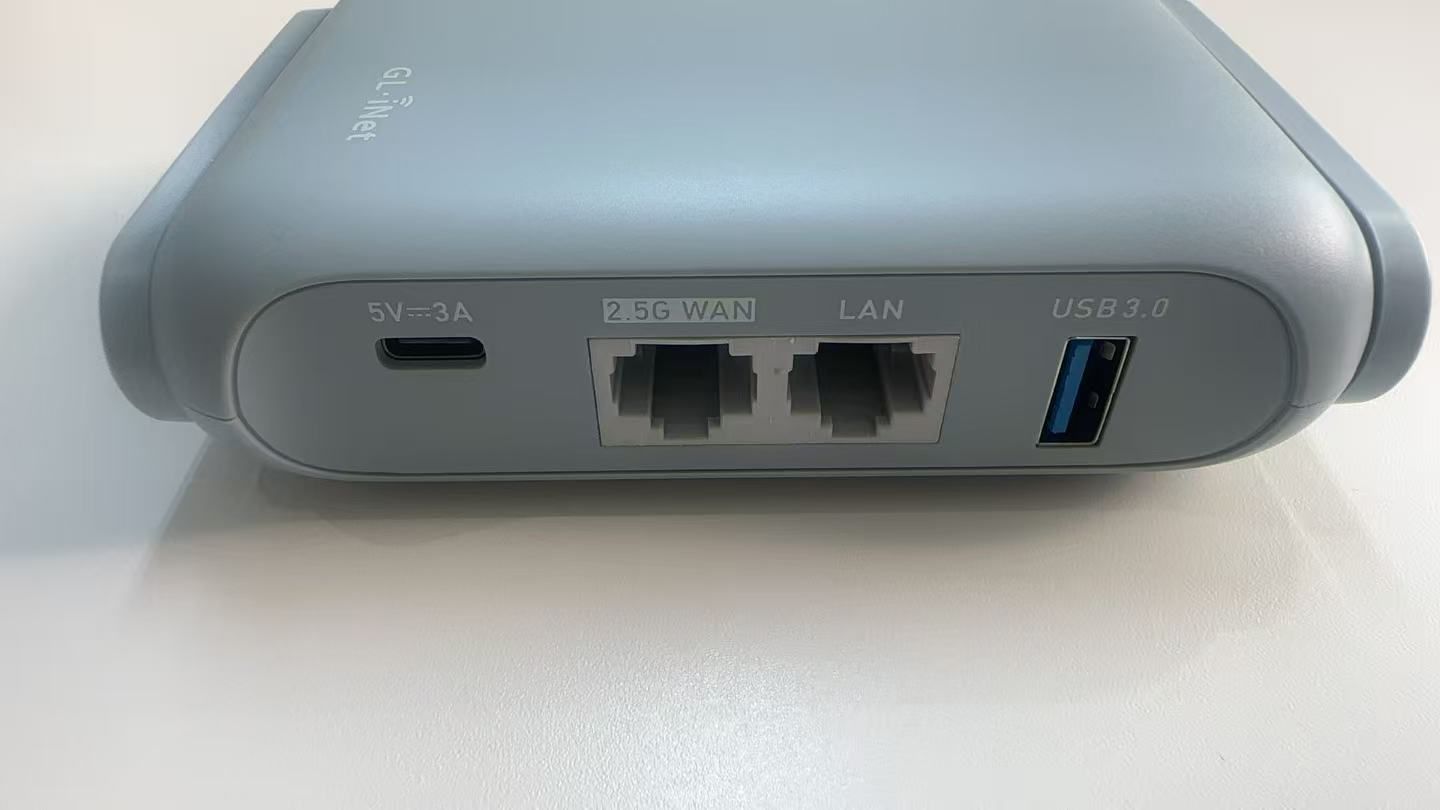 超美品　GL.iNet WiFi6 トラベル ルーター GL-MT3000