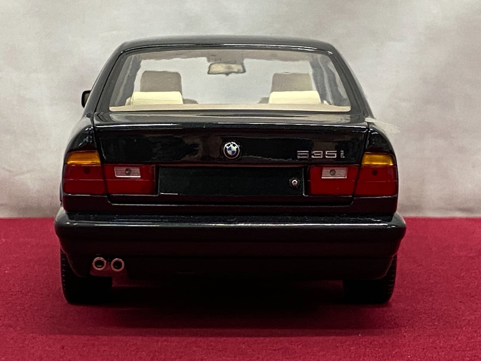 【カメ】MINICHAMPS ミニチャンプス 1/18 BMW 535i-1998 ミニカー 『箱イタミ有』 707