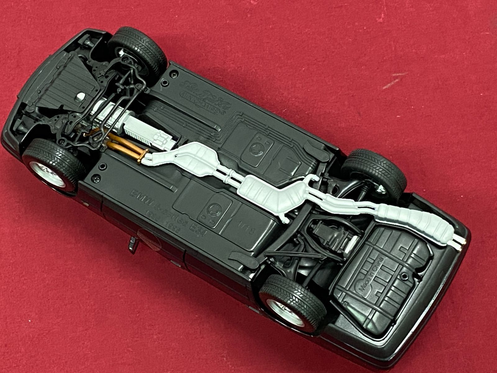 カメ】MINICHAMPS ミニチャンプス 1/18 BMW 535i-1998 ミニカー 『箱