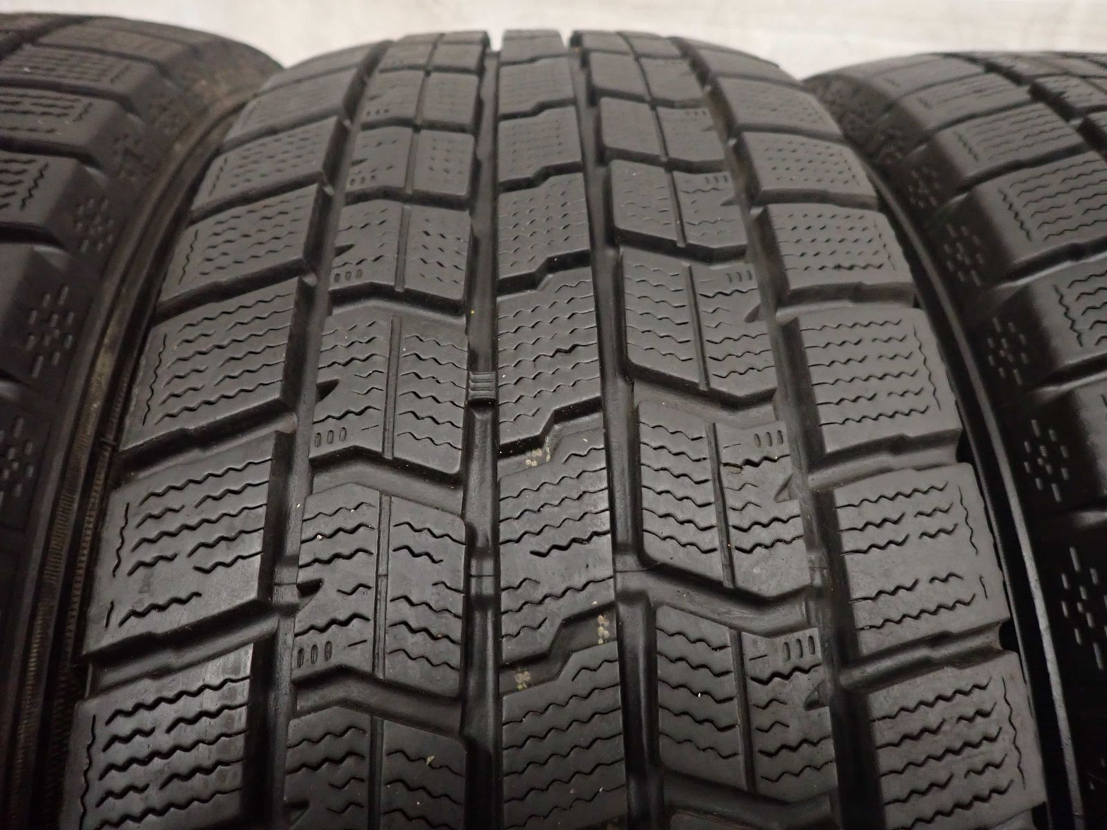 冬4本SET 会社宛 送料無料 205/60R16 92Q グッドイヤー アイスナビ 7 2022年製 ノア ヴォクシー エスクァイア プリウスα セレナ NO,I6982