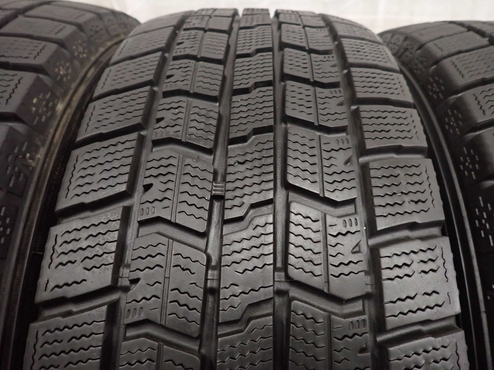冬4本SET 会社宛 送料無料 205/60R16 92Q グッドイヤー アイスナビ 7 2022年製 ノア ヴォクシー エスクァイア プリウスα セレナ NO,I6982
