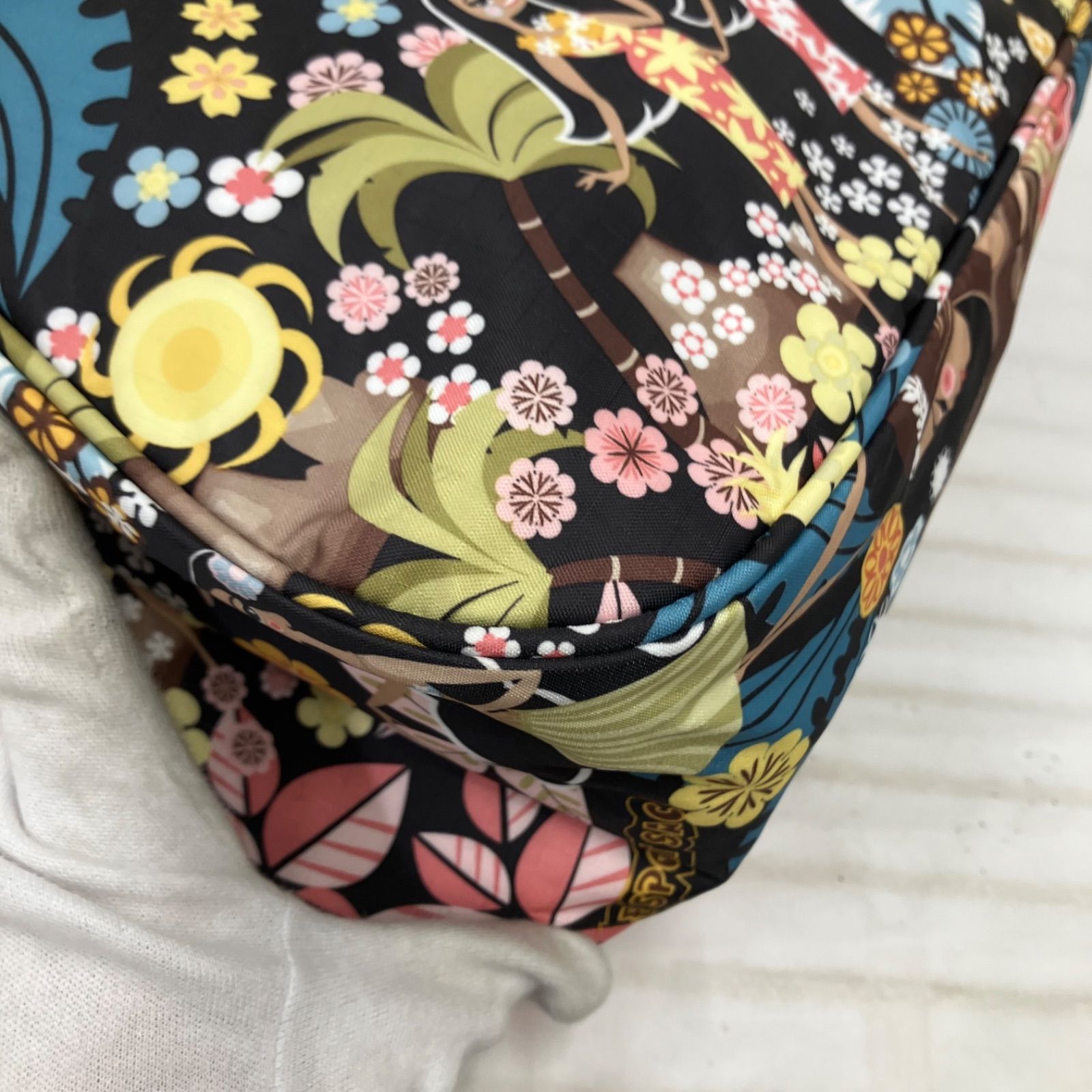 5567 【美品】 LeSportsac レスポートサック トートバッグ Wahine Hula