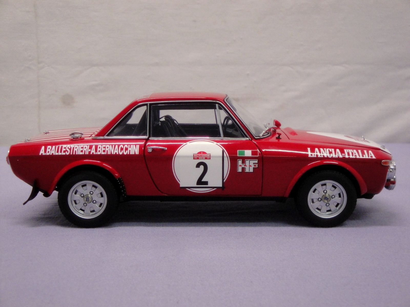 カメ】オートアート 1/18 ランチア フルビア LANCIA FULVIA 1.6HF