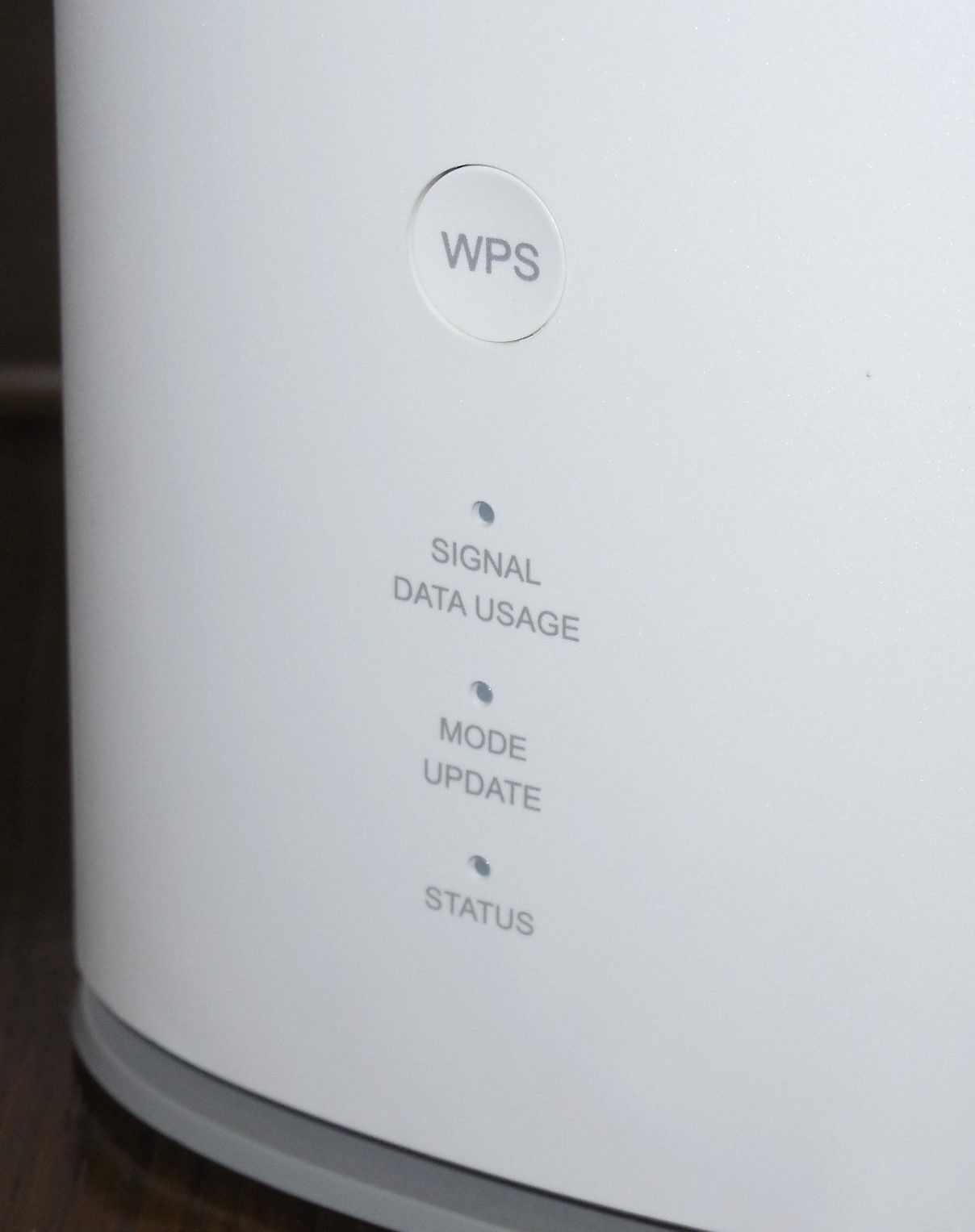 [配送地域限定 送料無料]2023年製 5Gホームルーター ZTE ZTR02 Speed Wi-Fi HOME 5G L13 au版 (26-119)