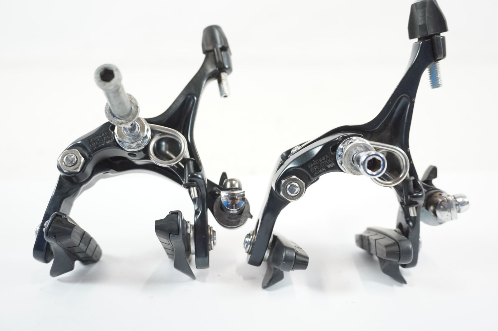 SHIMANO 「シマノ」 105 BR-5700 ブレーキキャリパーセット