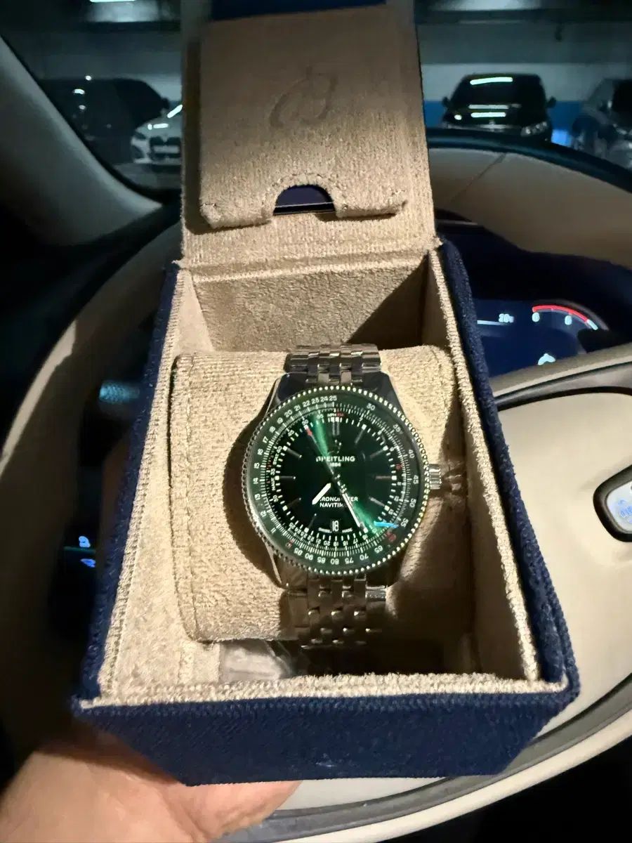 BREITLING ブライトリング ナビタイマー 41mm 緑版