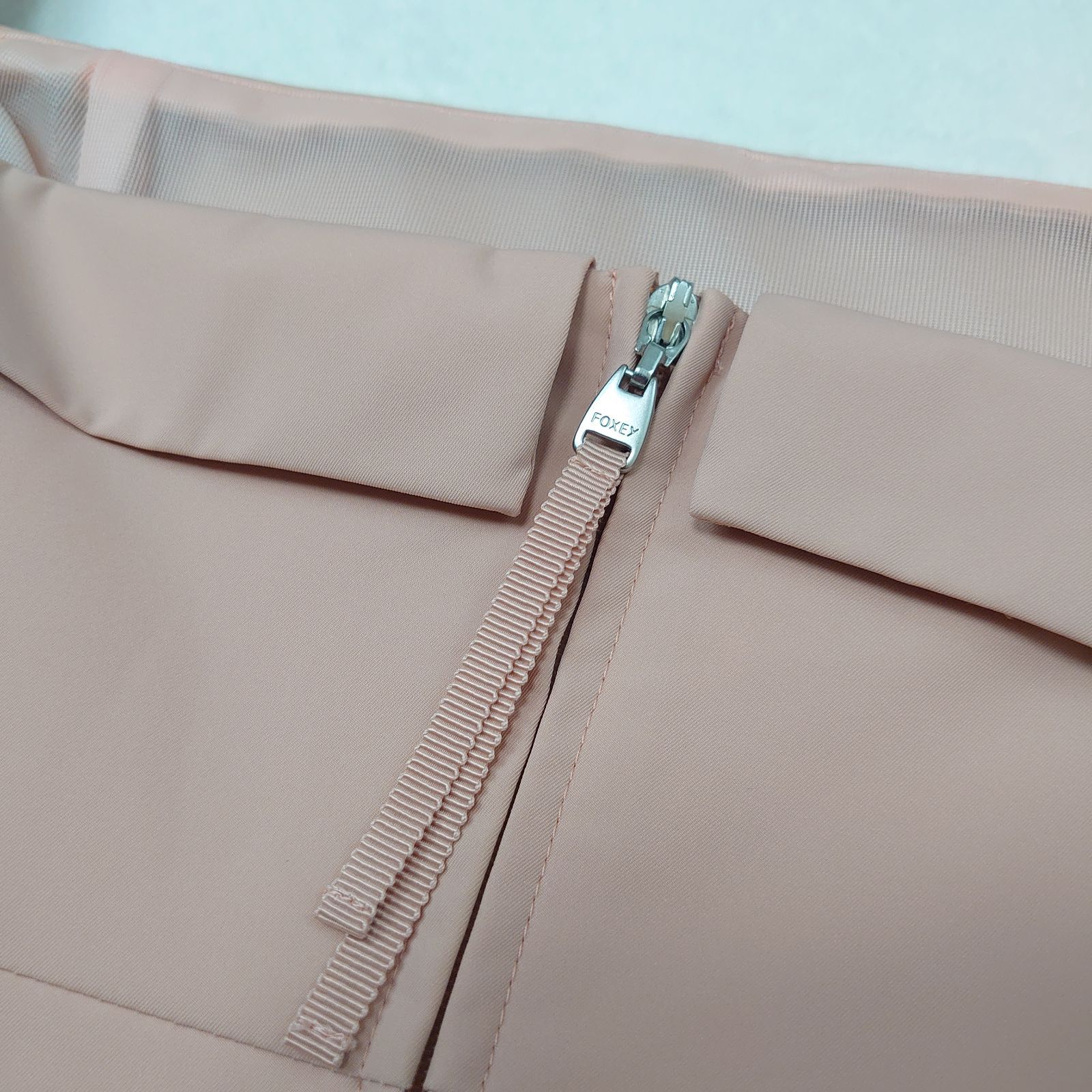 ☆フォクシーニューヨークウォータープルーフバイカラーワンピース希少42☆ 希少！ FOXEY NEW YORK フォクシーニューヨーク サーモンピンク