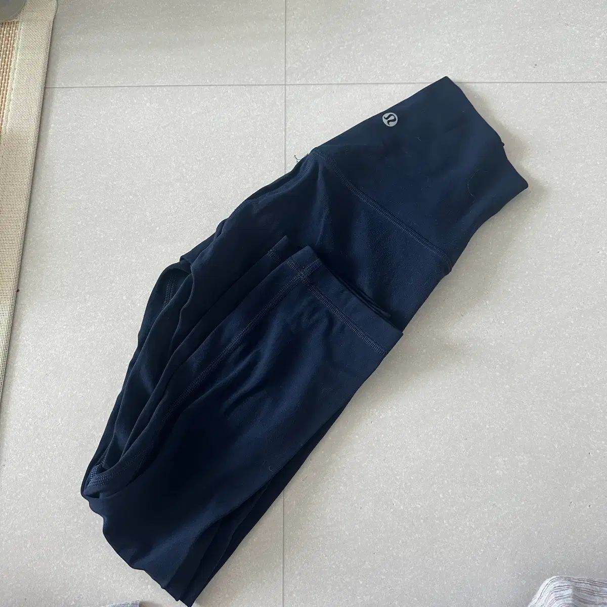 ルルレモン アライン パンツ 6,488円