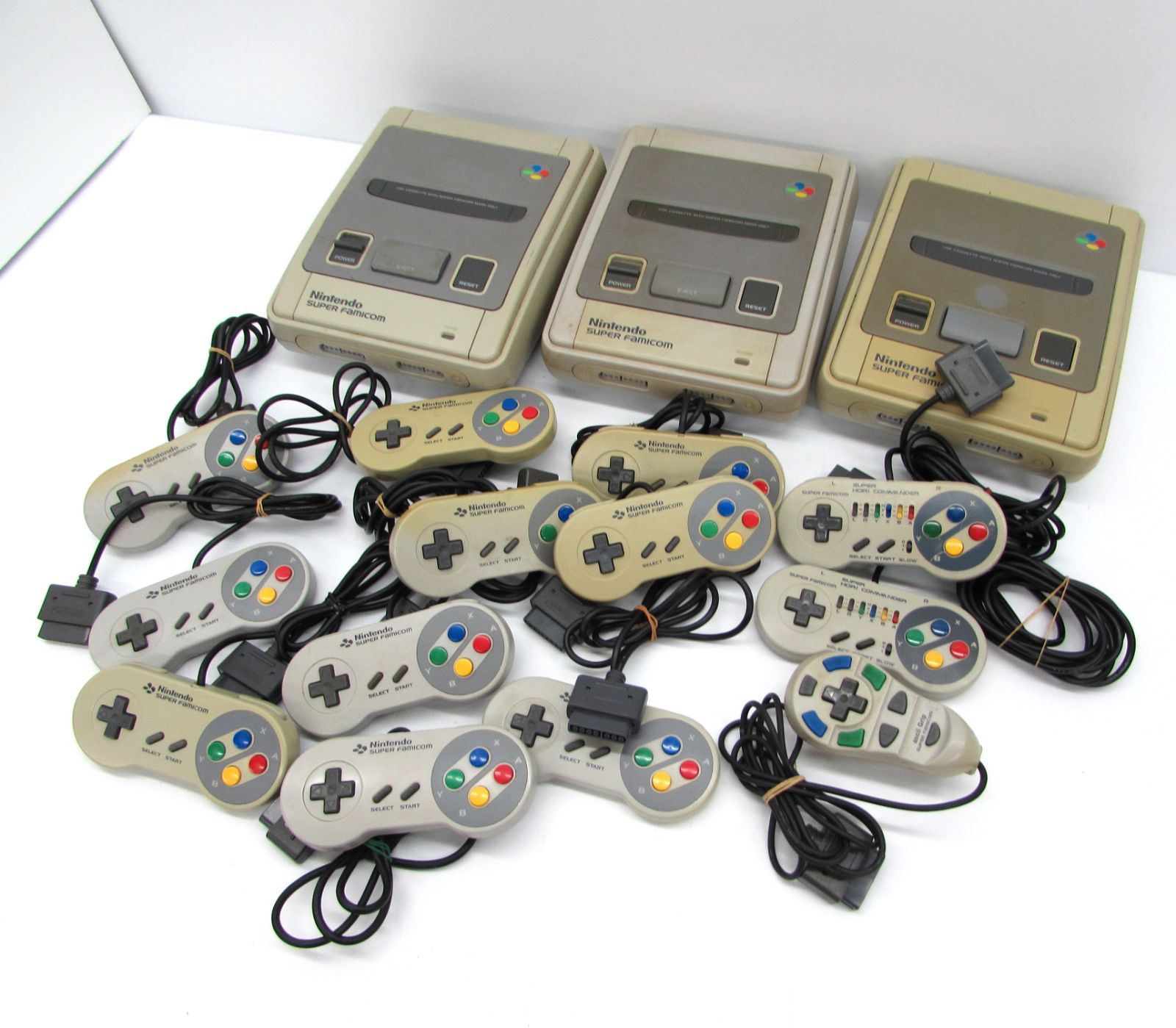 ジャンク品】任天堂 スーパーファミコン 本体 3台 コントローラー10個