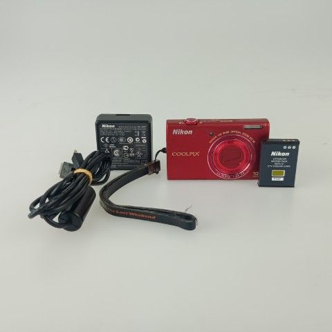 Nikon COOLPIX S6200 Red コンパクトデジタルカメラ デジカメ /
