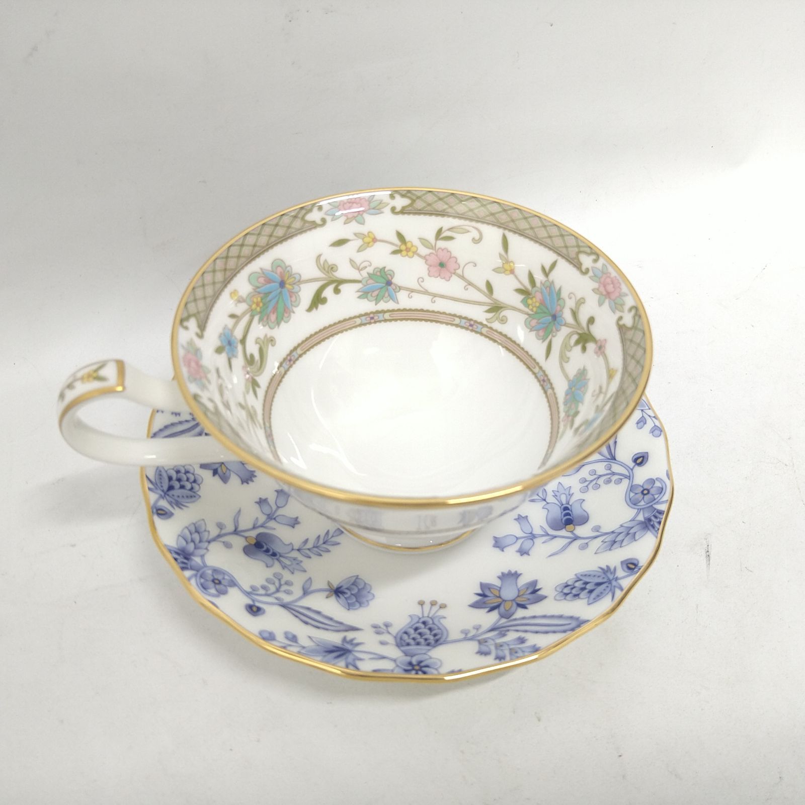 中古／未使用／元箱付】ノリタケ カップ＆ソーサー 5客セット Y5002 