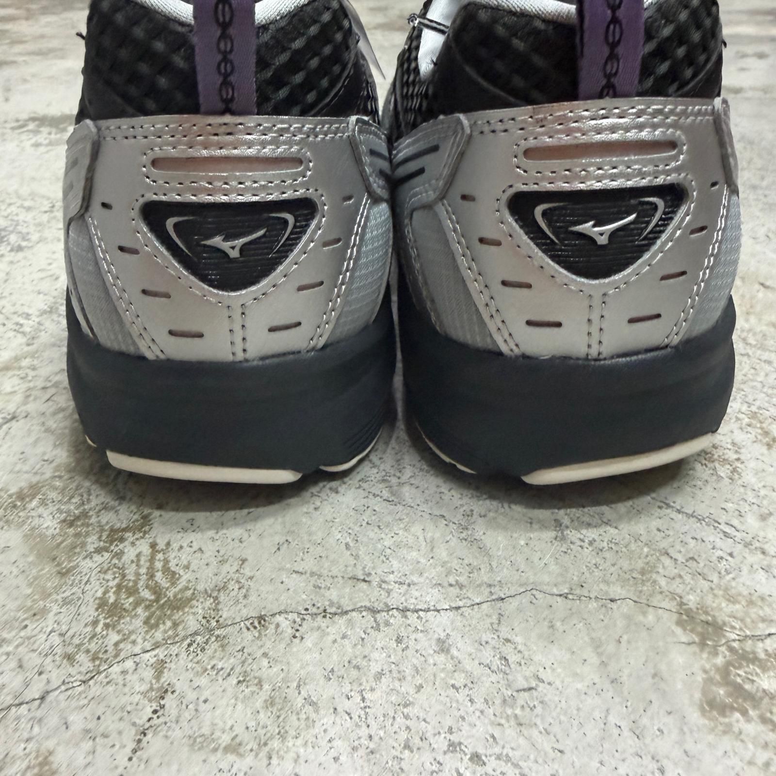 参考上代17600円 未使用 Mizuno MXR スニーカー ミズノ D1GA251501 ブラック 25cm （17089M） 参考上代17600円 未使用 Mizuno MXR スニーカー ミズノ D1GA251501