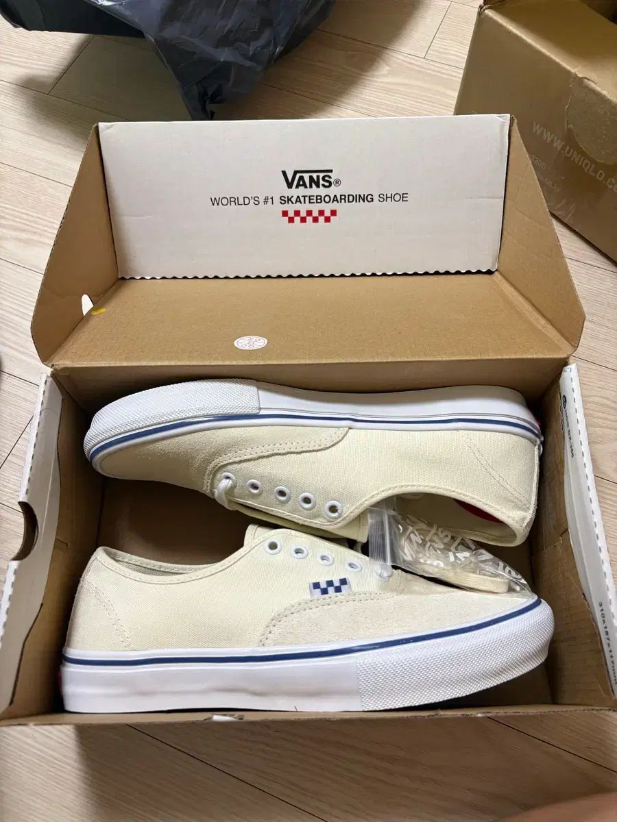 VANS スケート アセンティック 270 新品 6,843円