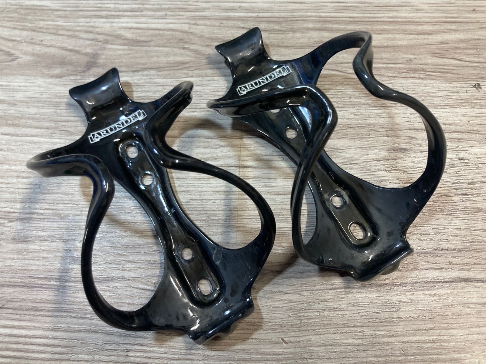 JS429 アランデル ARUNDEL カーボン ボトルケージ グロッシー 2個セット ※割れジャンク