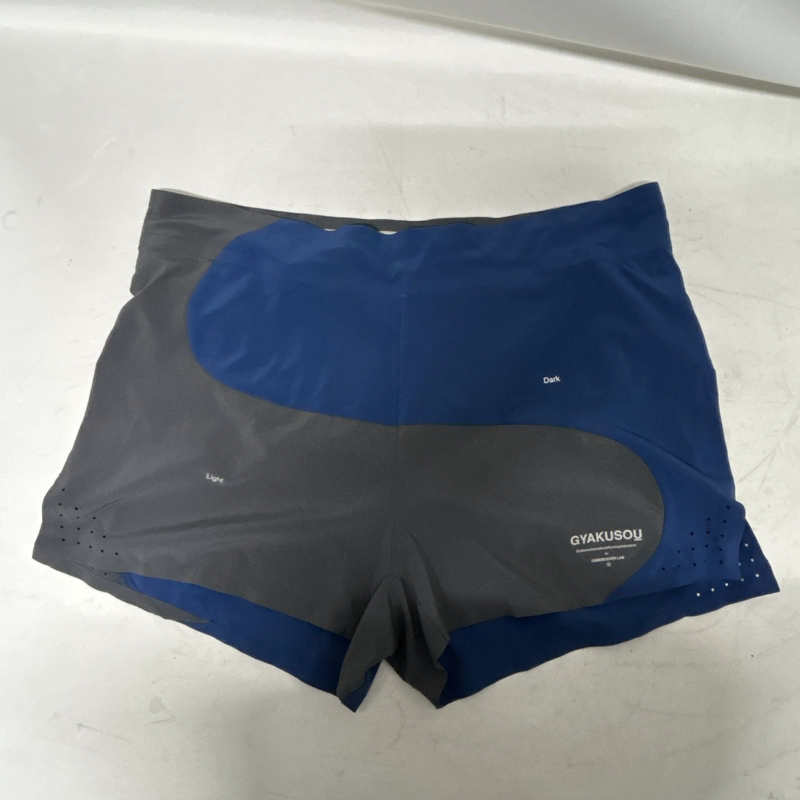 浜館76-2379] NIKE × UNDERCOVER コラボ GYAKUSOU DRI-FIT ランニング