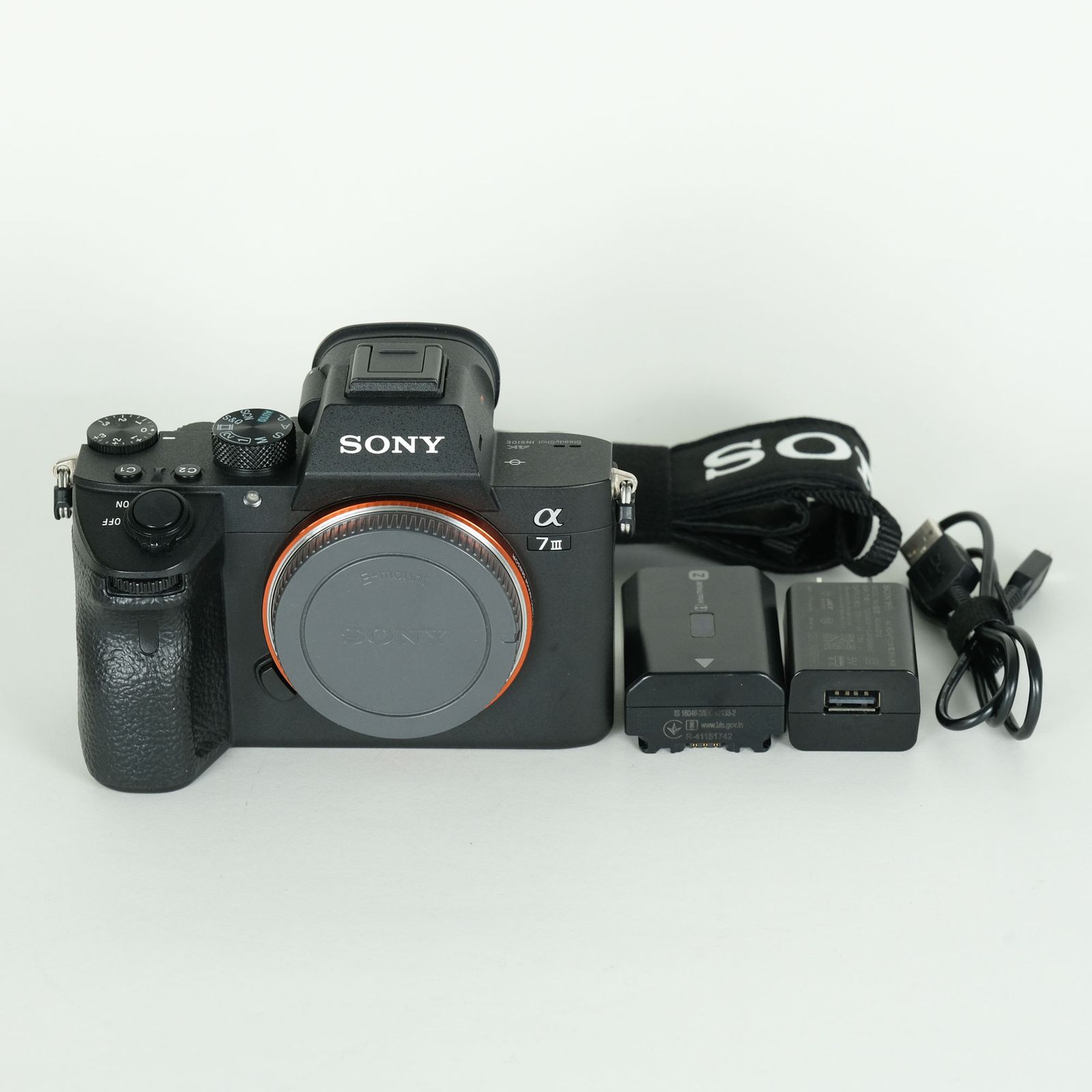 【美品・シャッター23,100回】ソニー α7R III ボディ 良品 | シャッター数210,828回] SONY α7 III（ILCE-7M3） [ボディ