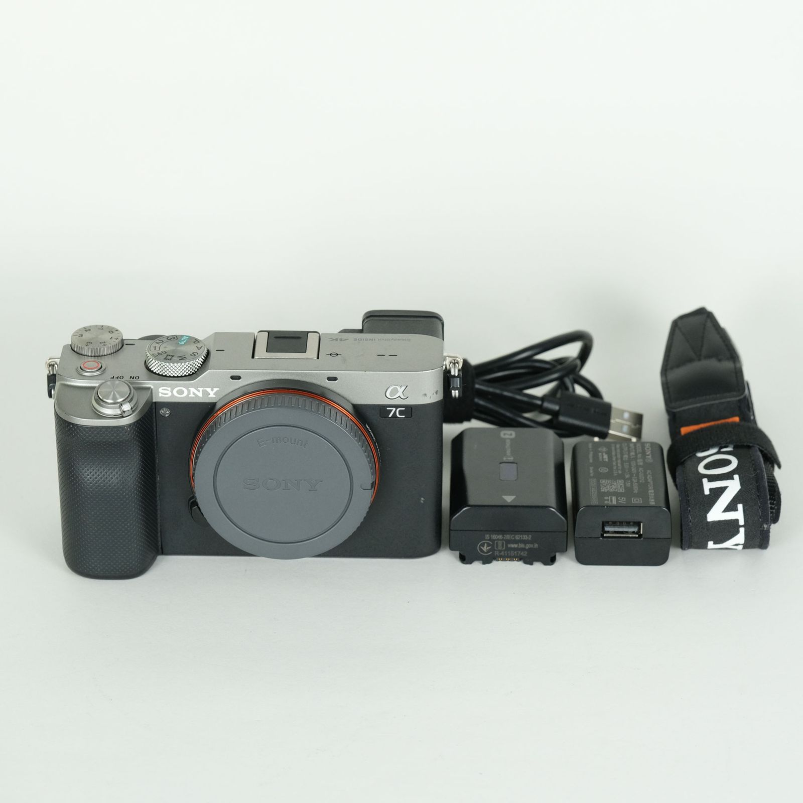 [良品 | シャッター数19,148回] SONY α7C（ILCE-7C） [ボディ シルバー] | SONY Eマウント 76,175円