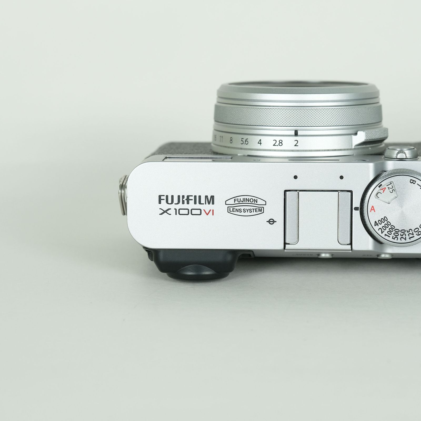 美品 | シャッター数6,700回] FUJIFILM X100VI [シルバー