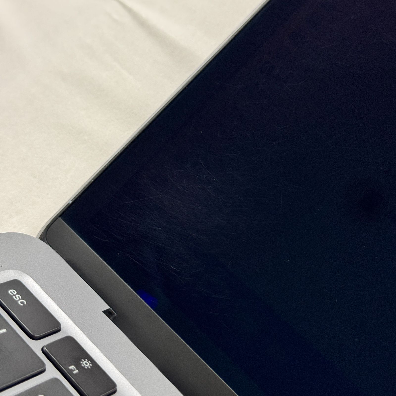 MacBook Air 13-inch 2020 M1【ランク：C】【カラー：スペースグレイ