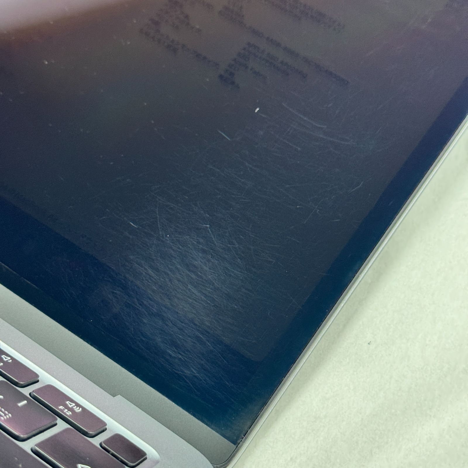 MacBook Air 13-inch 2020 M1【ランク：C】【カラー：スペースグレイ