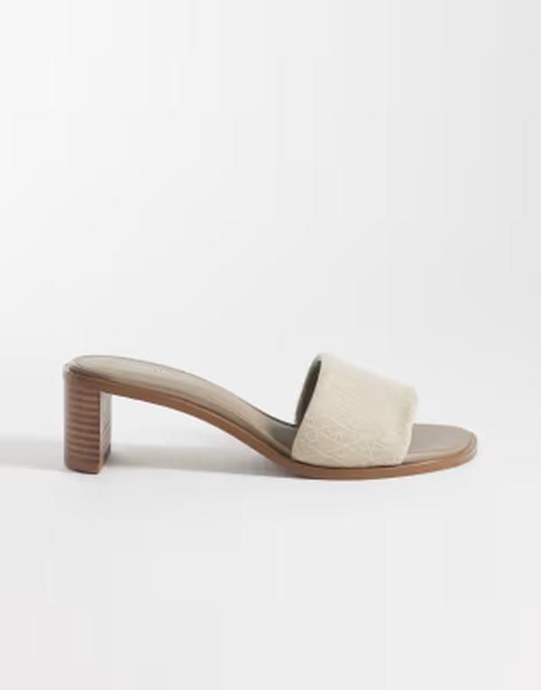 カルバンクライン レディース シューズ サンダル ジーンズ ヒール Calvin Klein Jeans wooden effect block heel sandals in cream Silve