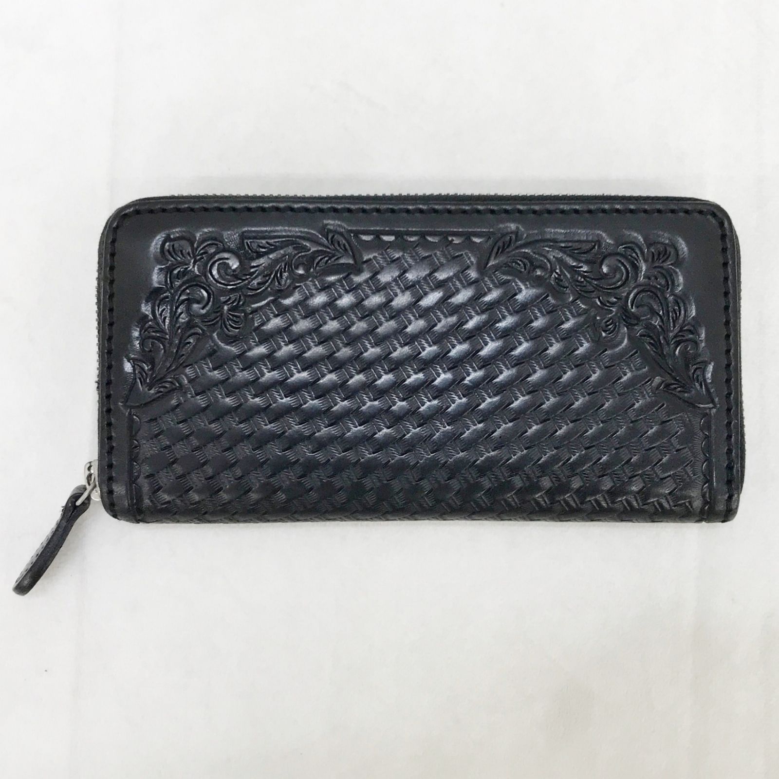 【美品】SAAD サード 本革 カービング ラウンドファスナー財布 ブラック SAAD サード ラウンドファスナー カービング レザー ロング ウォレット