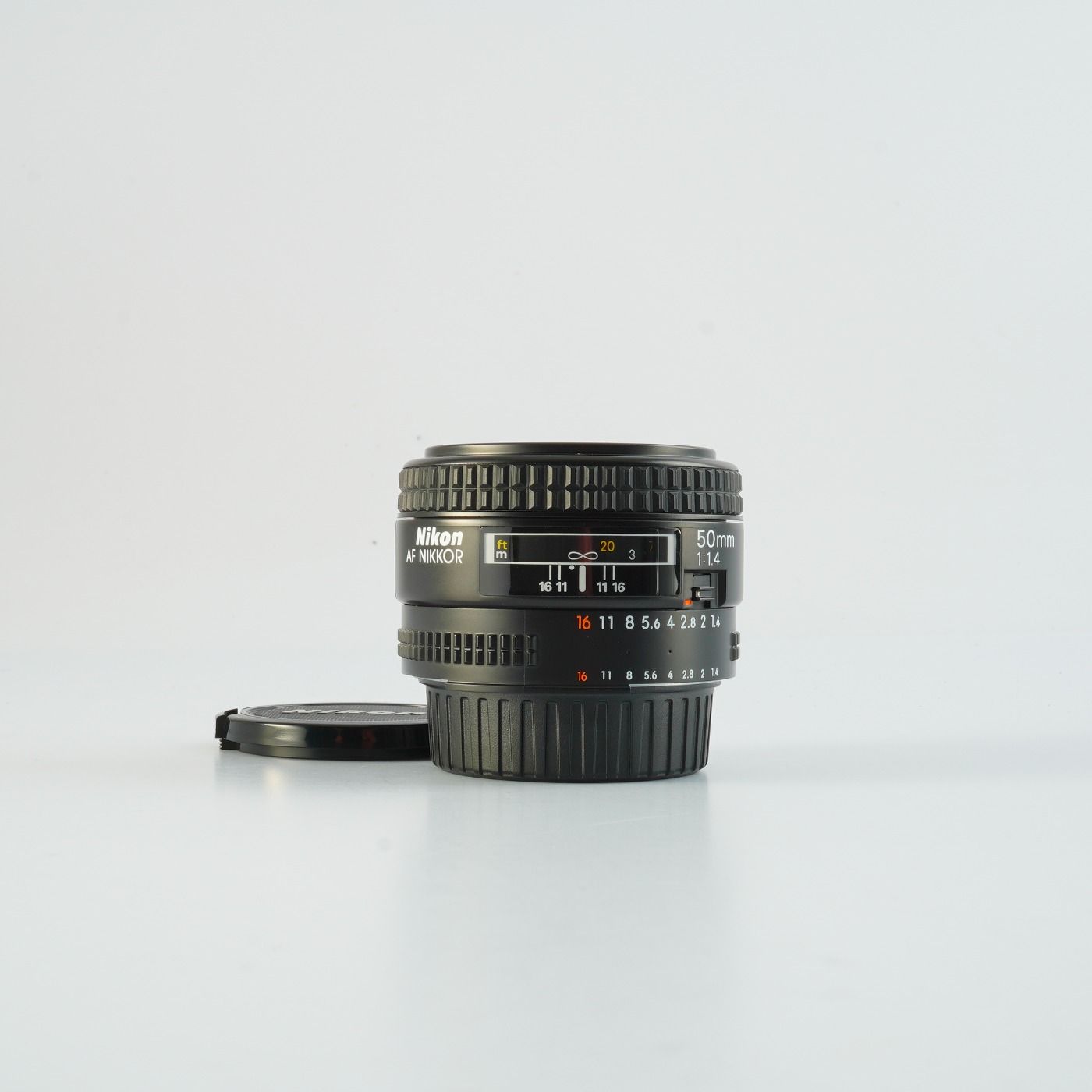 Nikon ニコン AF Nikkor 50mm F/1.4 単焦点レンズ
