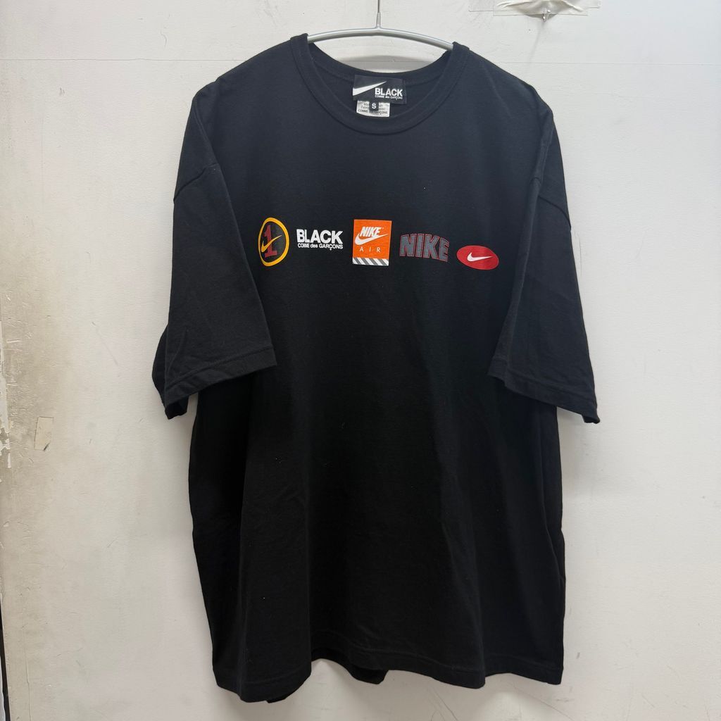 Black COMME des GARCONS×Nike ブラックコムデギャルソン×ナイキ 24SS Logo Print T-Shirt 半袖Tシャツ ブラック size:S 【中目黒B07】