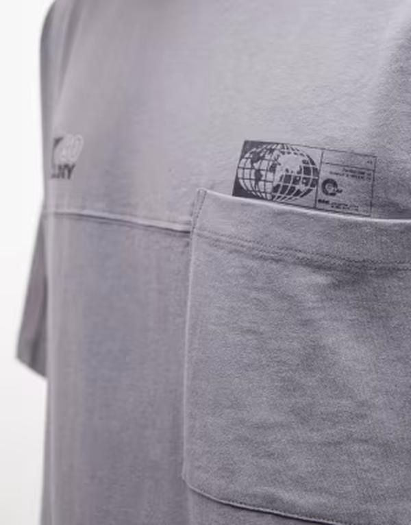 エイソス メンズ トップス Tシャツ グラフィック ASOS DESIGN boxy oversized Tshirt with street graphic in washed Gray グレー 11,535円