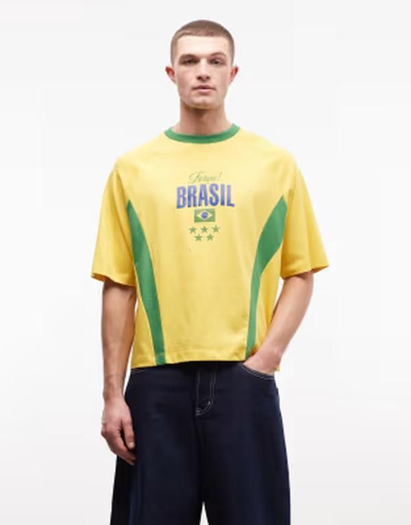 エイソス メンズ トップス Tシャツ グラフィック ASOS DESIGN boxy oversized Tshirt with Brazil soccer graphic in yellow Mea