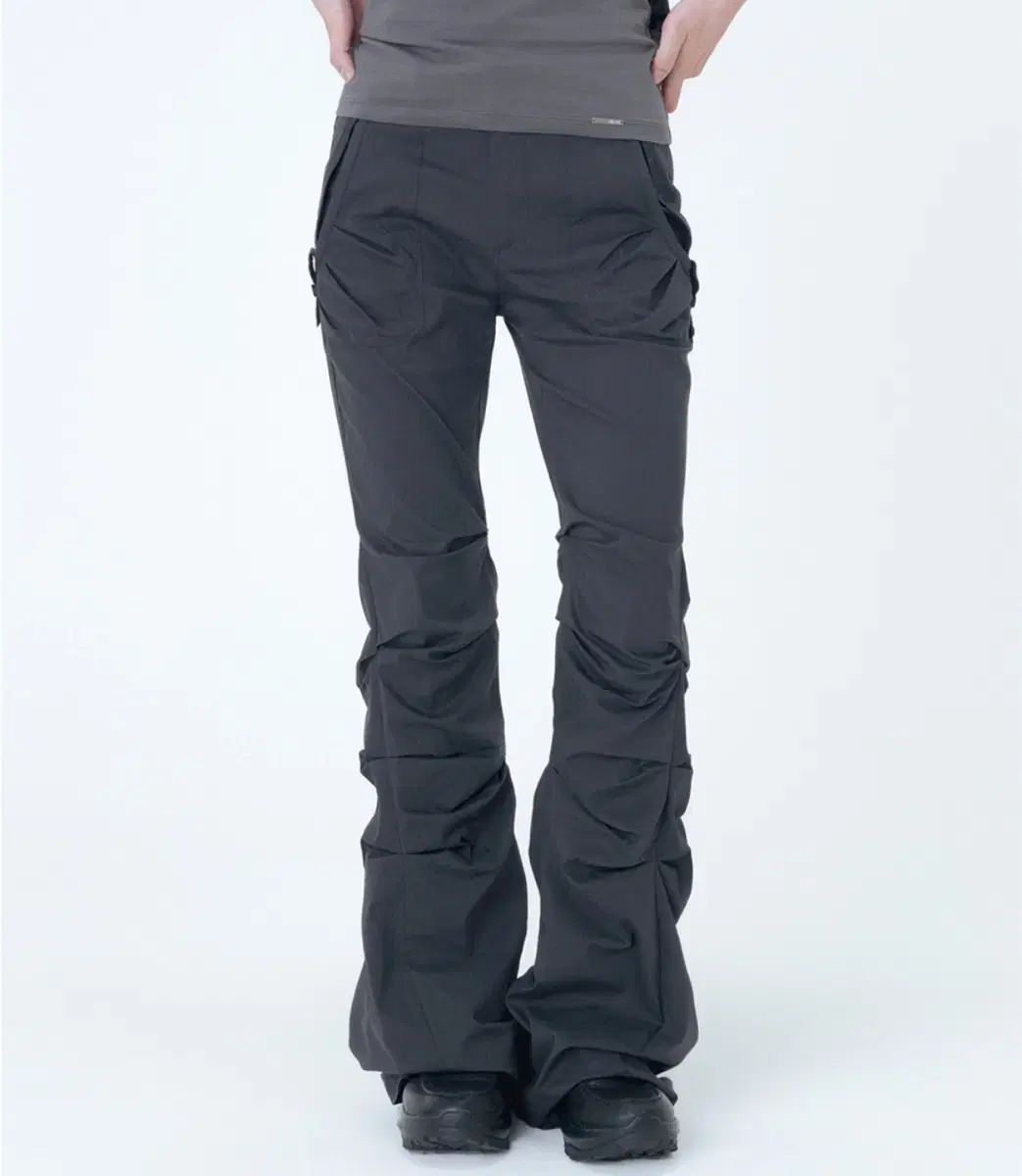 ミセキ ソウル Shirring pocket bootscut pants 18,840円