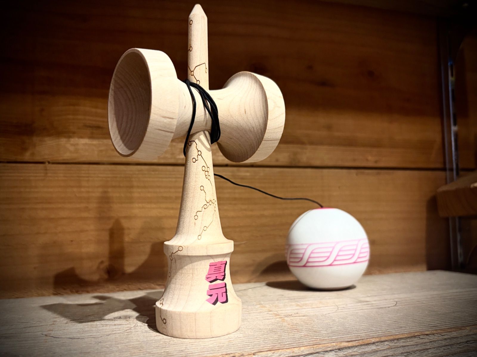 TAPA X Cereal kendama Gregor-Pink Trinity Shape けん玉 - メルカリ
