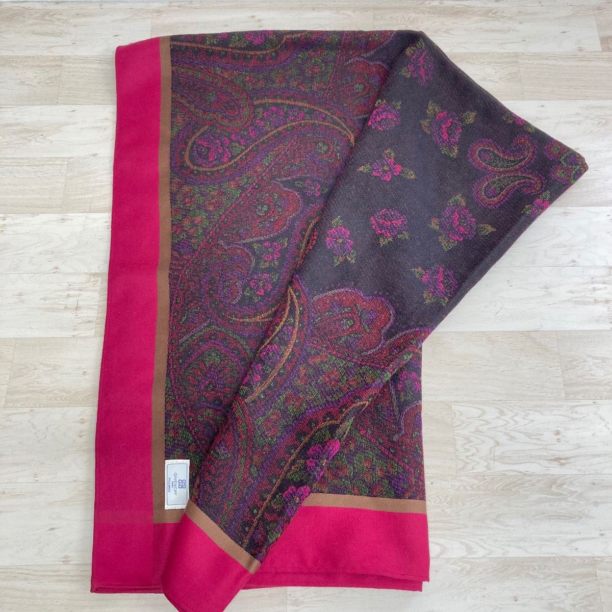 美品 GIVENCHY/ジバンシィ ペイズリー柄 スカーフ/ショール/FOULARDS