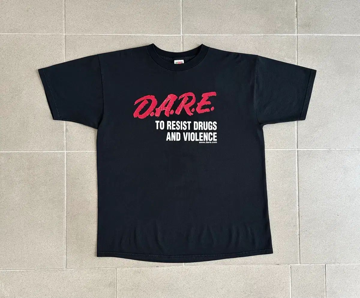 00s ヴィンテージ DARE Tシャツ