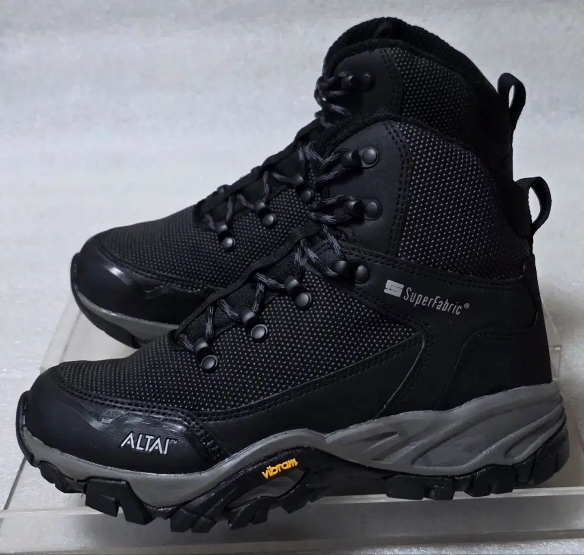 アルタイギア ALTAI スーパーファブリック 防水 登山靴 レディース/ジュニア 235