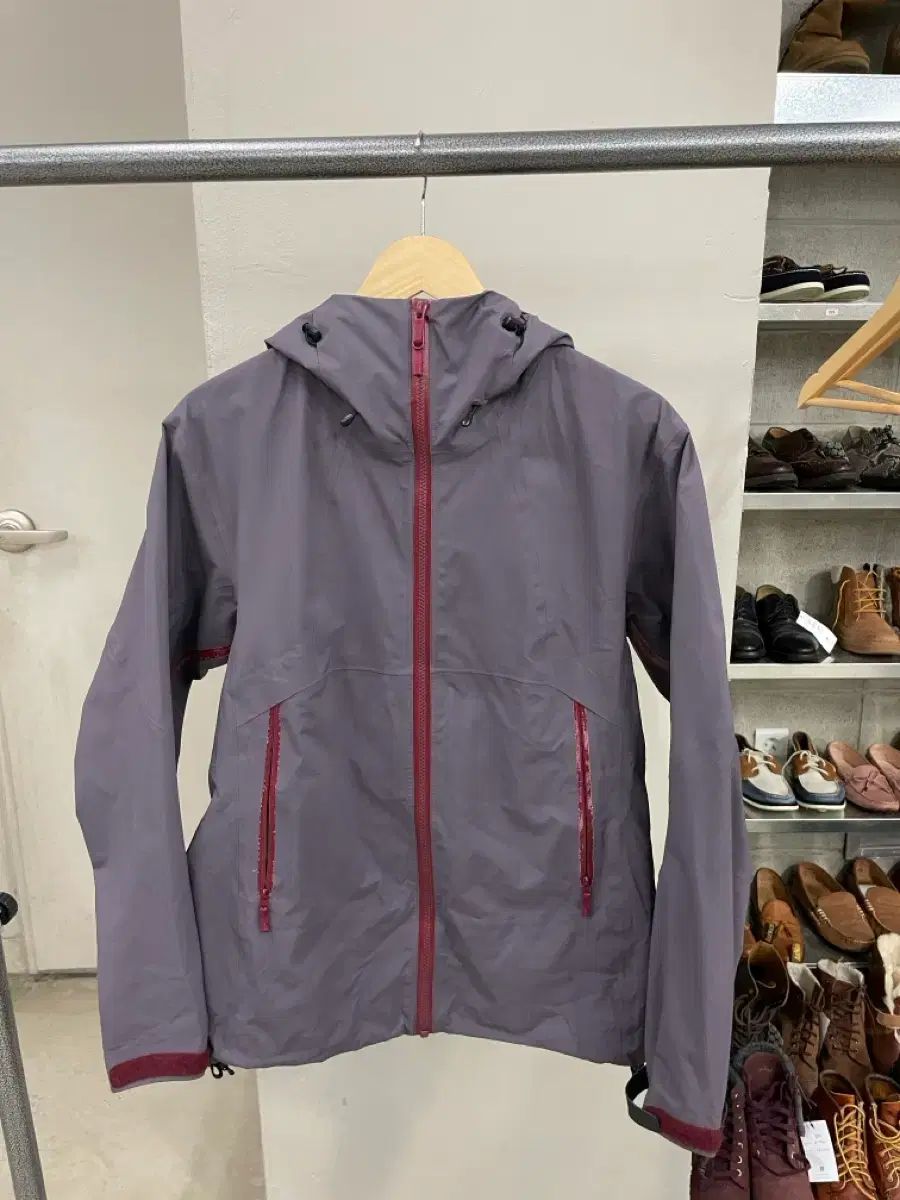 ARC'TERYX アークテリクス ウィンドブレーカー M