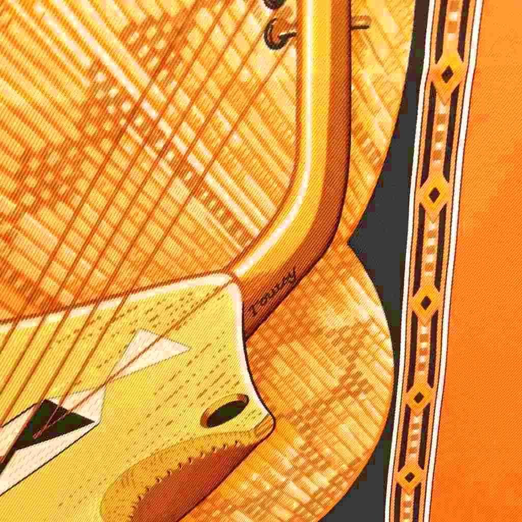 エルメス HERMES Au son du Tam tam タムタムの音に合わせて カレ90