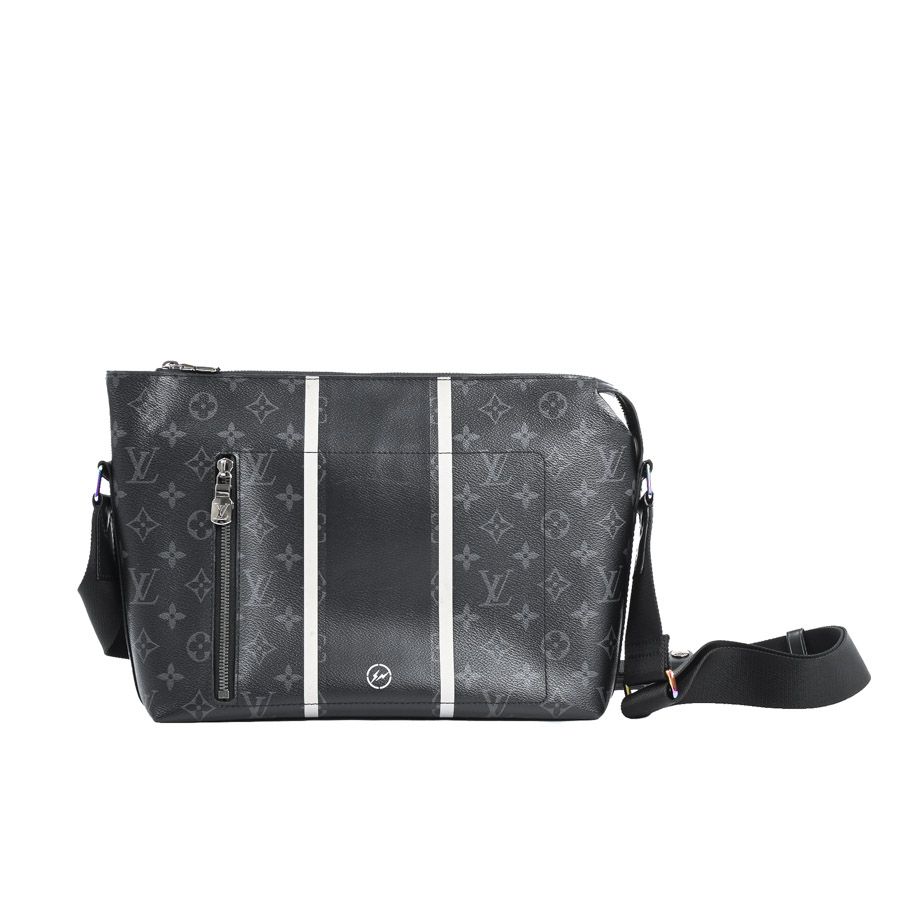 Louis Vuitton メッセンジャーヴォワヤージュMM※メルカリ最安値 LOUIS VUITTON ルイヴィトン ショルダーバッグ アポロメッセンジャーMM