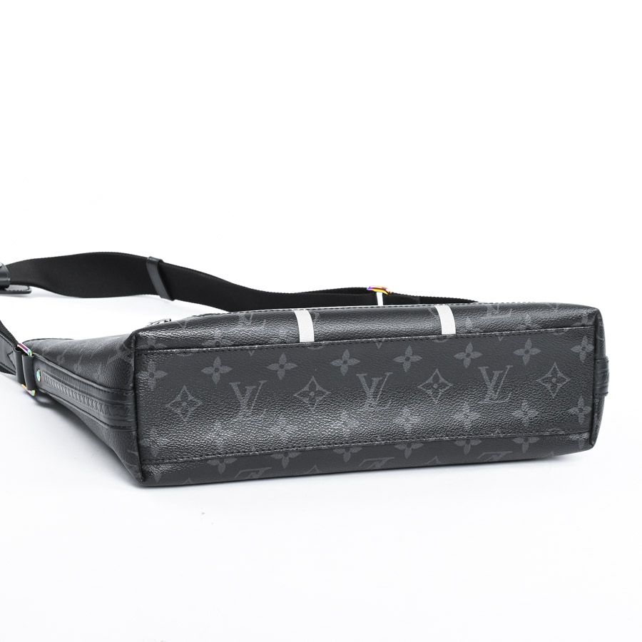 Louis Vuitton メッセンジャーヴォワヤージュMM※メルカリ最安値 LOUIS VUITTON ルイヴィトン ショルダーバッグ アポロメッセンジャーMM