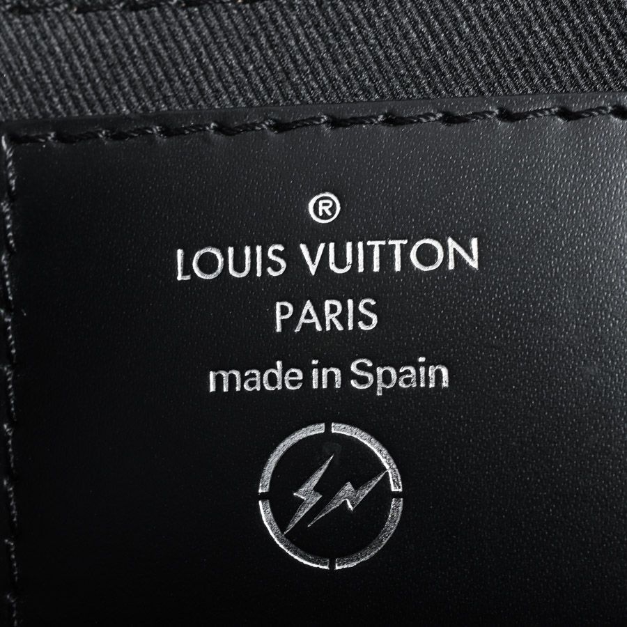 LOUIS VUITTON ルイヴィトン ショルダーバッグ アポロメッセンジャーMM