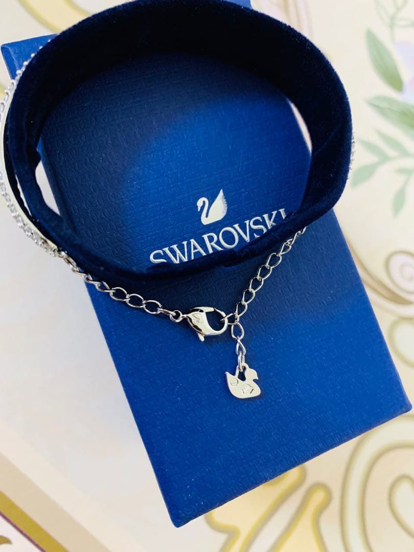 新品 スワロフスキーSwarovski Lifelong Heart バングル - メルカリ