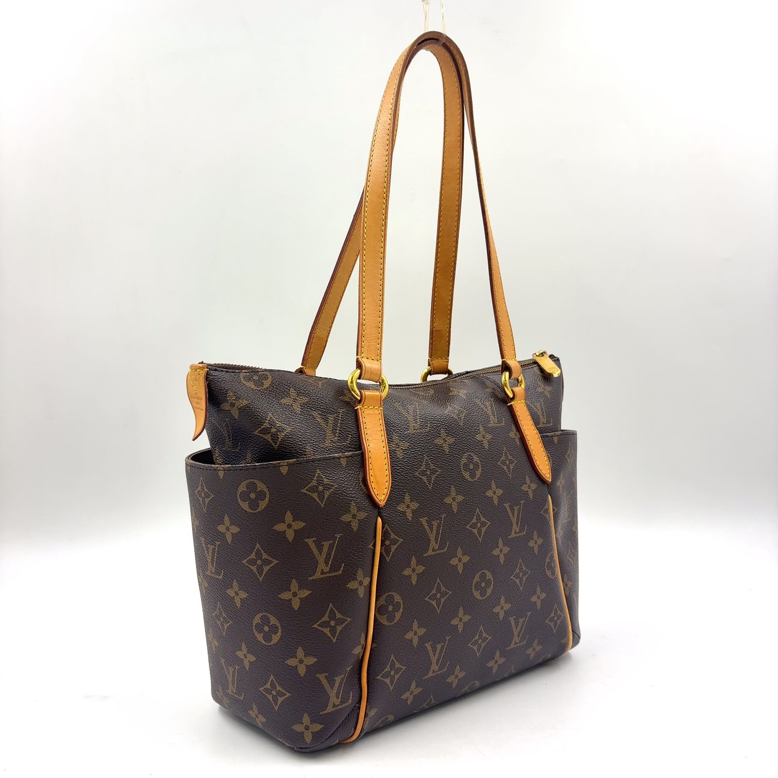 新着】LOUIS VUITTON トータリーPM モノグラム モノグラム レザー、PVC