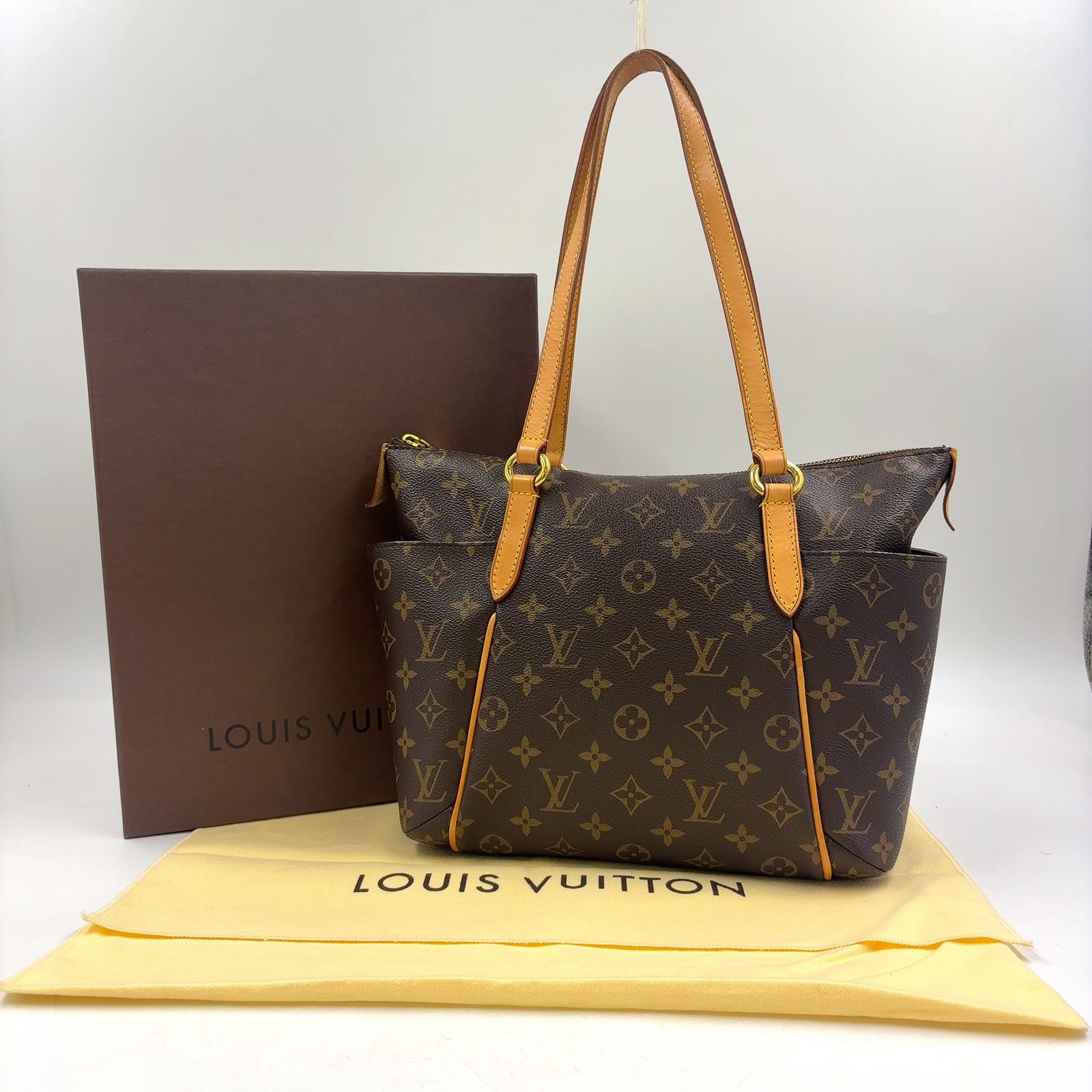 新着】LOUIS VUITTON トータリーPM モノグラム モノグラム レザー、PVC