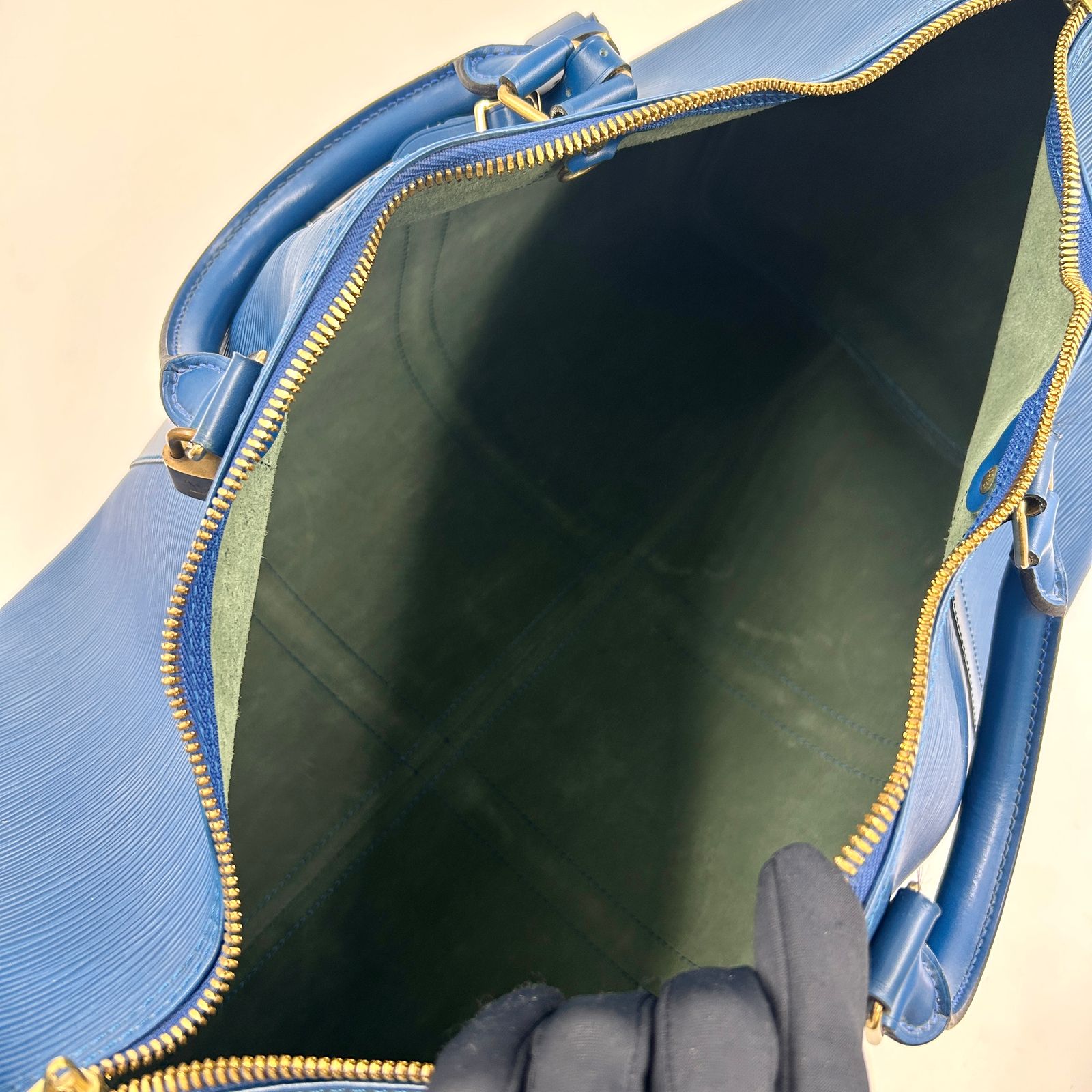 新着】LOUIS VUITTON キーポル50 エピ エピ トレドブルー レザー