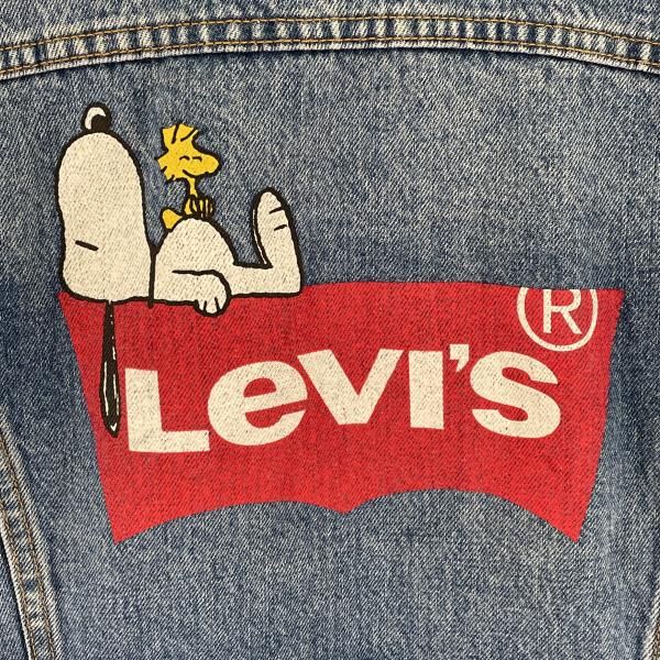 中古】LEVI'S PEANUTS デニムジャケット 青 サイズM 背中プリント接げ