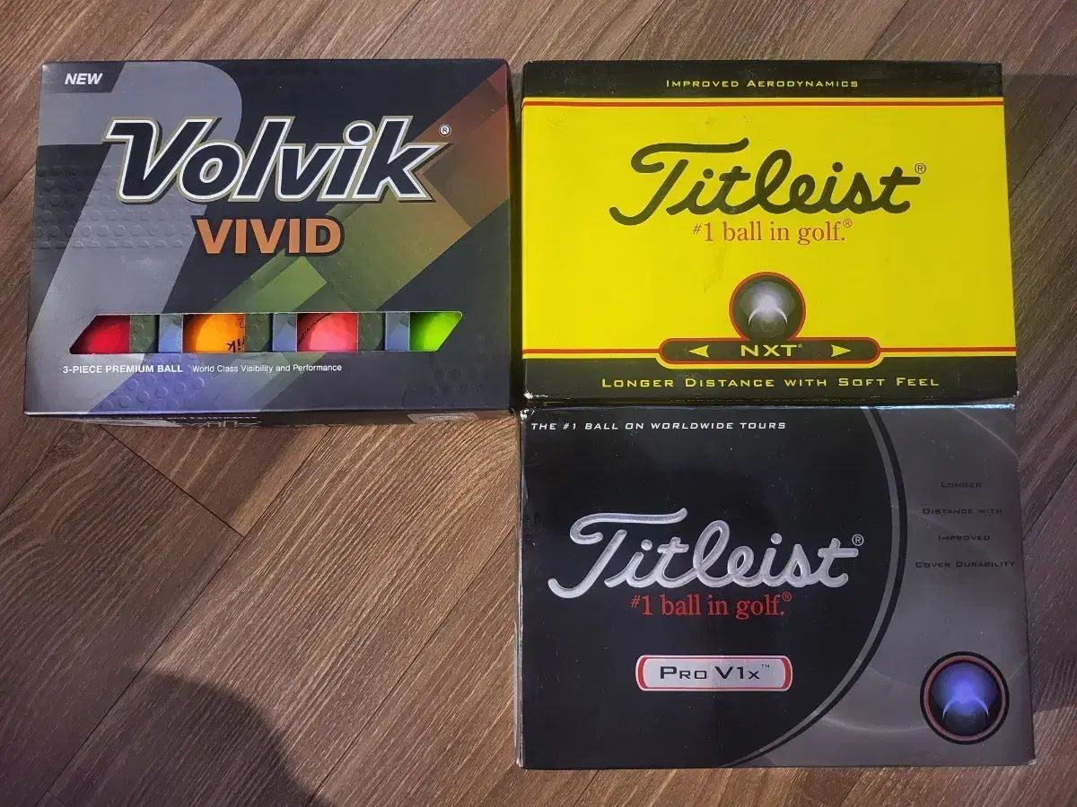 ボルビック VIVID ゴルフボール / Titleist NXT ゴルフボール / Titleist PRO