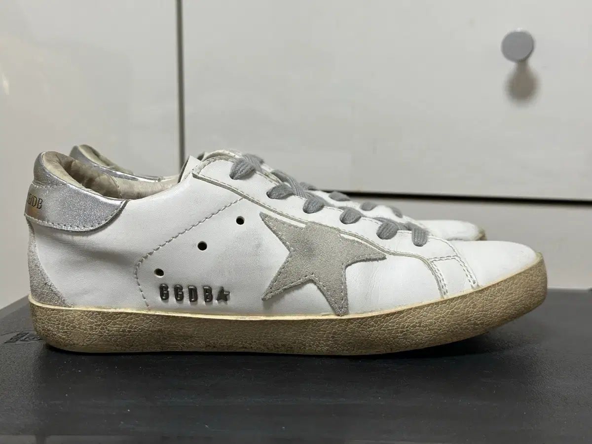 GOLDEN GOOSE ゴールデングース SuperStar 白 シルバータップ 36 百貨店購入
