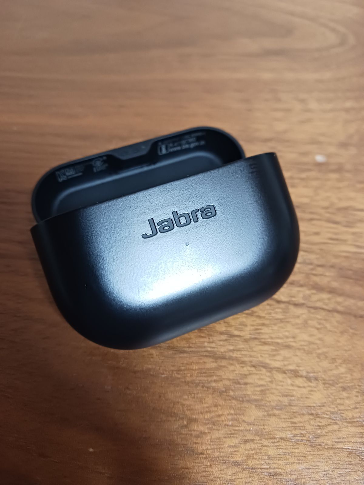 美品 Jabra Elite 8 Active イヤホン 充電ケースのみ ジャブラ
